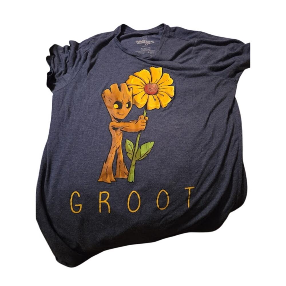 Marvel Guardians of the Galaxy Baby Groot T-Shirt (XL)